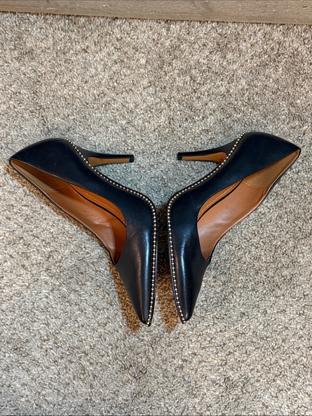 Coach Black Leather Gold Studded Trim Pointed Toe Stiletto Pumps Size 7 - Picture 4 of 13
